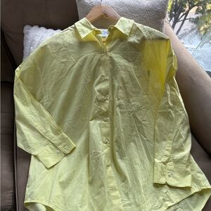 Old Navy Light Yellow Men's Casual Button Down Shirt